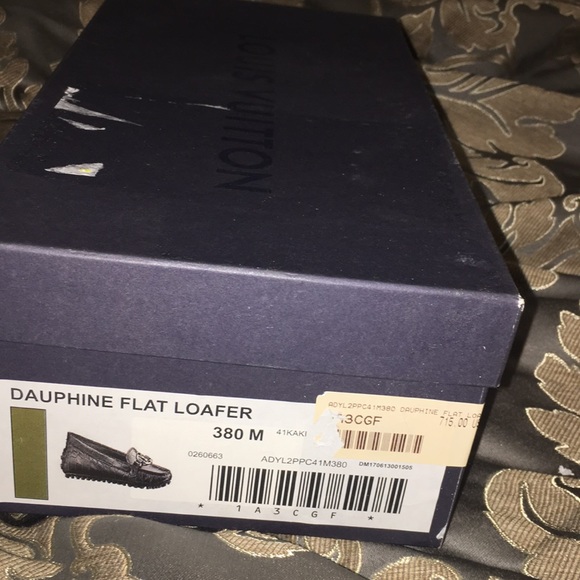 Dauphine Louis Vuitton loafers - Picture 6 of 7
